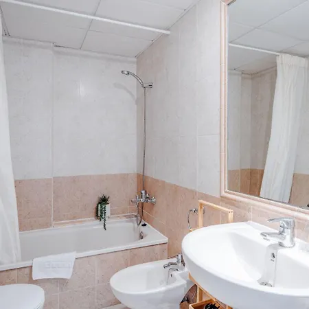 Coralbeach 28a - Grupo Turis